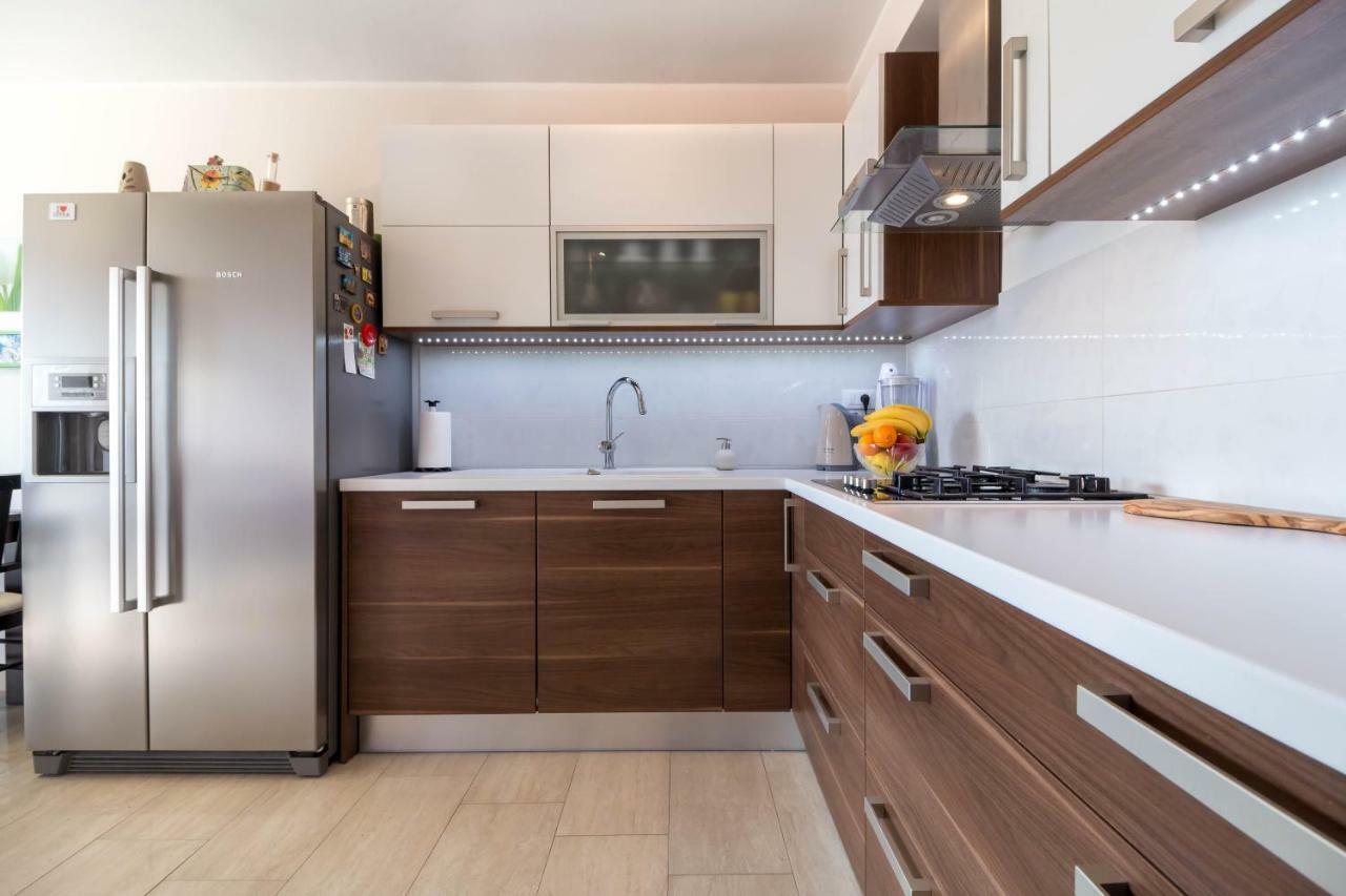 Luxury Apartment Sea Pula Exterior photo