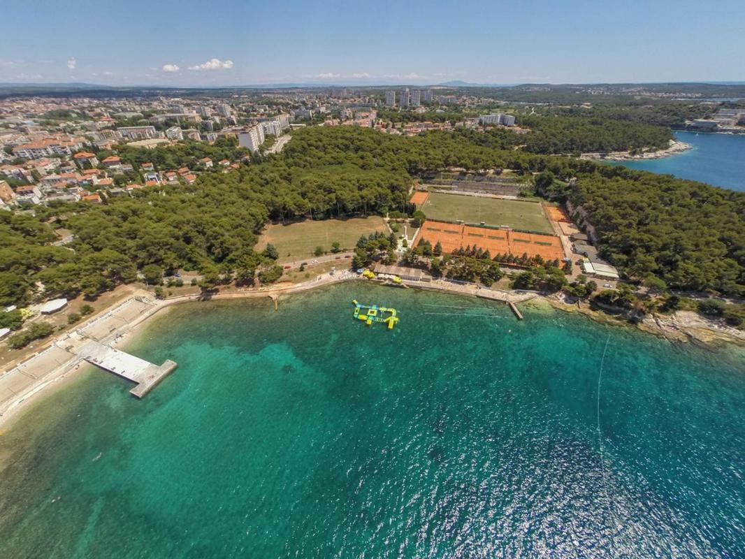 Luxury Apartment Sea Pula Exterior photo